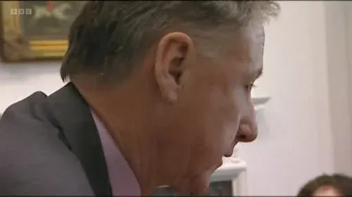 Screenshot: She's easy. Yeah, she is easy.