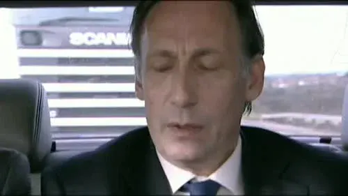 Screenshot: Do you think you could pull in
at the next lay-by?