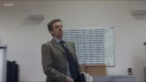Screenshot: ..that Hewitt's piece was bollocks,
he did it as a favour to Cliff.