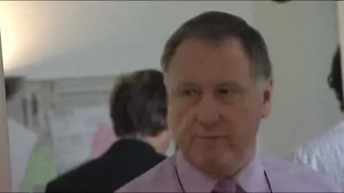 Screenshot: Well, I'm not, it's not,
it's not my role to have
a preference, I sell the apples.