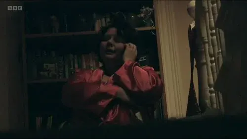 Screenshot: Yes, snuggle up, bye-bye.
Night, Hugh.