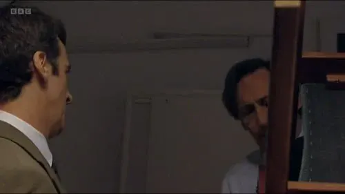 Screenshot: So "middle England" is a big fucking
field with one woman standing in it.