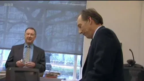 Screenshot: "My Jacuzzi is king-sized
and everybody can...