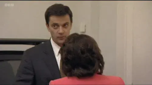 Screenshot: I'd love to do GMTV for you tomorrow.
Dan... Thank you very much!
Nice and early.