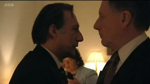 Screenshot: (But I NEED a place in London.
Everybody else important's got