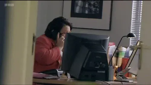 Screenshot: (who'll come through the door,