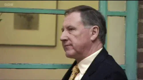 Screenshot: He's just panicking. No, if anyone's
gonna resign, I should go. No, no.