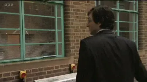 Screenshot: Any fucker can sit
behind a pot-plant,