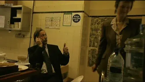 Screenshot: LOUDLY
Lord Monkton certainly is
in the frame here at No. 10. Uh-huh?