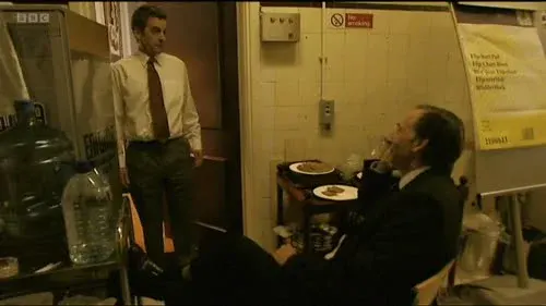 Screenshot: The PM's gonna approach the Right
Honourable Lord Monkton of Cheshunt
to head the inquiry. Good.