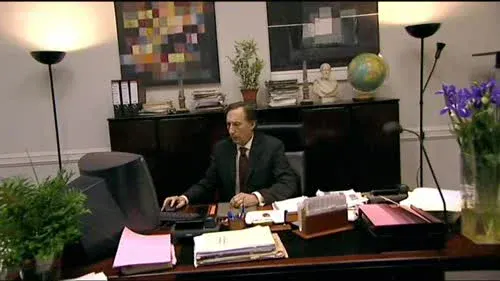 Screenshot: Yes, I am king of remembering
my own password.