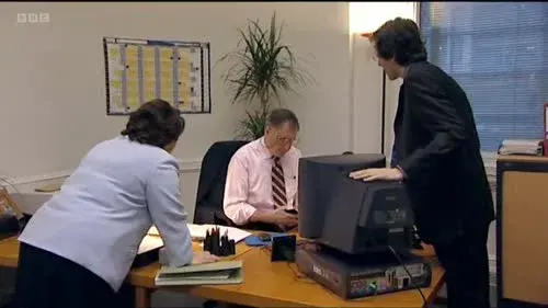 Screenshot: Glenn, what d'you know? What is it?
What is it you think y...?
I KNOW.