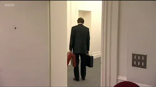 Screenshot: HE SIGHS