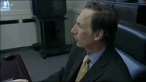 Screenshot: We beg to fucking differ. Where do
you think you're going? Number 10.