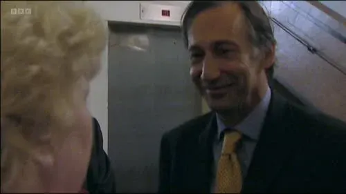 Screenshot: What you smiling at? What you
grinning at? Do you think it's funny?
Do you think I'm funny?!