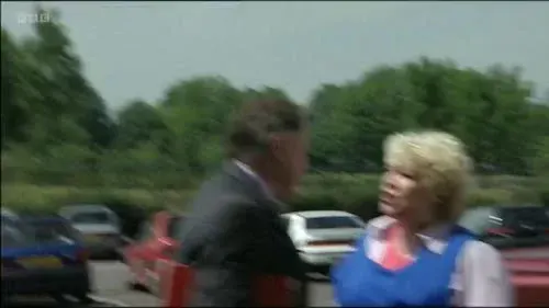 Screenshot: Can you please shut up for one
fucking minute?!