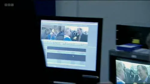 Screenshot: Hey, everybody looks a tit,
you know?