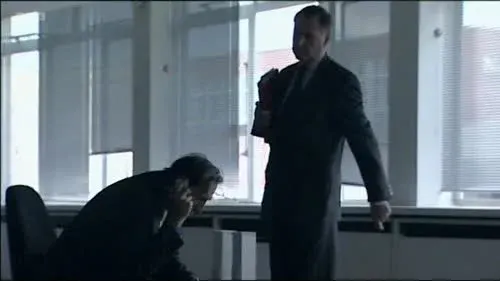 Screenshot: Wait. This other story, he's not
going to stitch me up, is he?