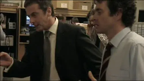 Screenshot: A queen is a lot bigger than a pawn,
isn't it?