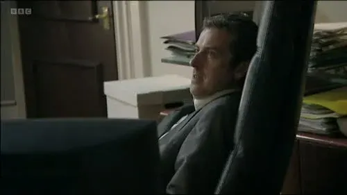 Screenshot: She doesn't like the cut of
your jib, son. She doesn't...
She's hardly seen my jib.