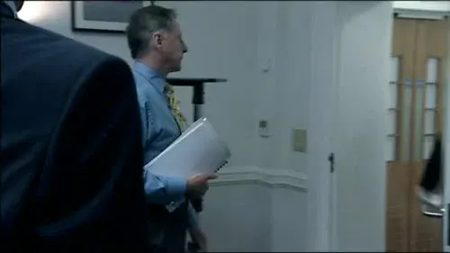 Screenshot: Welcome back to lovely
Robyn from the all new,