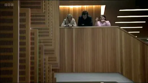 Screenshot: What are these hangy-down things?