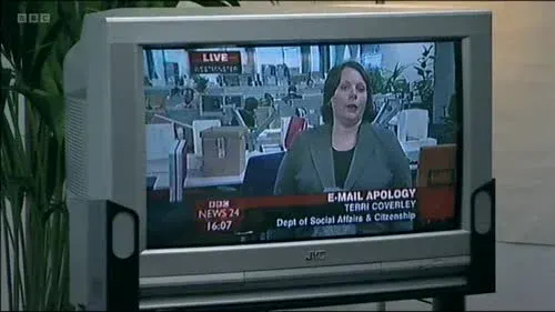 Screenshot: 'for the terrible outrage
caused by the e-mail I sent.'