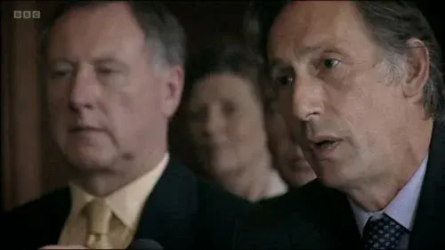 Screenshot: I was in that meeting, so I couldn't
possibly have sent it.