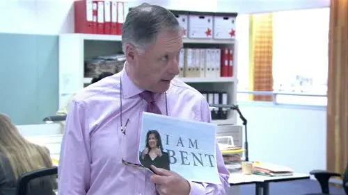 Screenshot: Great. Someone's just sent
me a YouTube clip which is me
in front of the "I am bent" sign