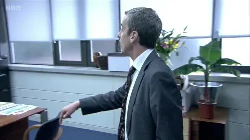 Screenshot: I've got a fucking Blackberry
and a chiff. You've got a decision
to make. Talk to you later.