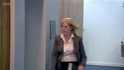 Screenshot: The guy is a fucking liability.