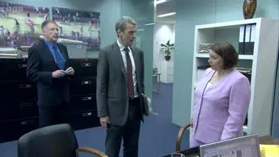 Screenshot: I'm sorry, I didn't realise I had to run all my calls through your bed wetters' switchboard here.
