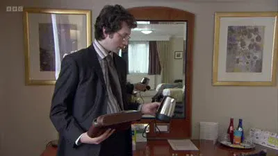 Screenshot: It's an electric thimble.