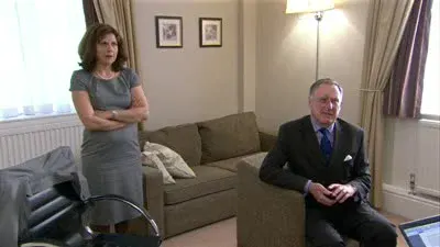 Screenshot: You need to get your People's Champion out of this hotel