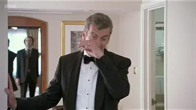 Screenshot: about the fucking finer points of fruit and fucking veg merchandising.