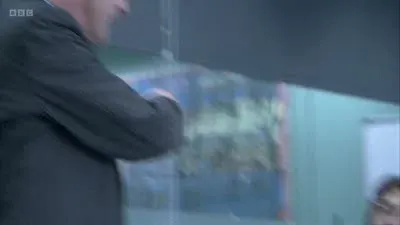 Screenshot: This fourth sector? Fucking mad!