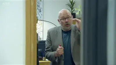 Screenshot: Stage one, story leaks.