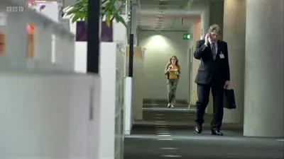 Screenshot: Ah Stuart, what flavour of nut-brown piss are you gonna pour into my ear?