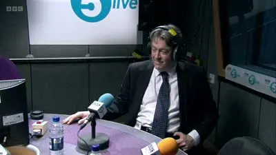 Screenshot: Hello. ..Secretary of State for the Department of Social Affairs and Citizenship. Hello again.