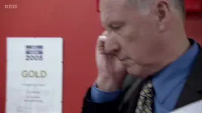 Screenshot: Tell that fucking stick of celery to get his arse out of there and get down to 5 Live right now.