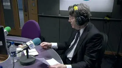 Screenshot: Oh, dear. Come on, Nicola, pull your finger out.