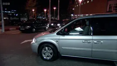 Screenshot: You couldn't turn that to Magic FM, could you, mate?