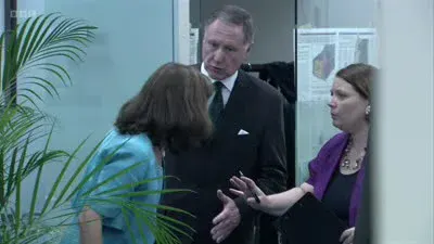 Screenshot: Are you sure that's wise? Cover me.