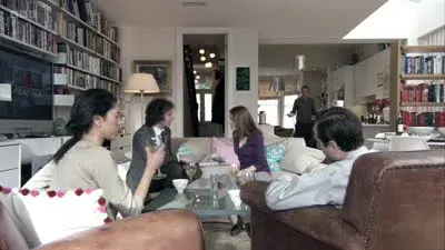 Screenshot: Here they come, it's the Flying Scot's curry.