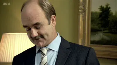 Screenshot: audience with Peter fucking Bowles.