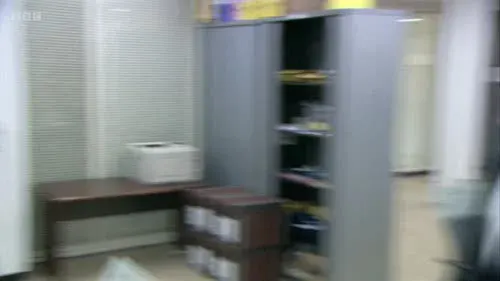 Screenshot: It looks like anaemic dogshit.