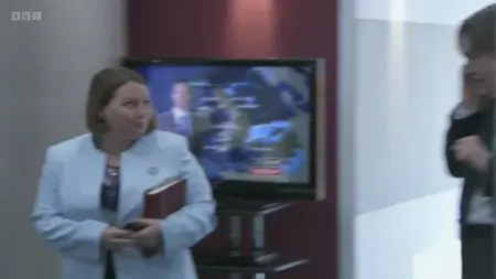 Screenshot: Oh, she just made eyes at me.