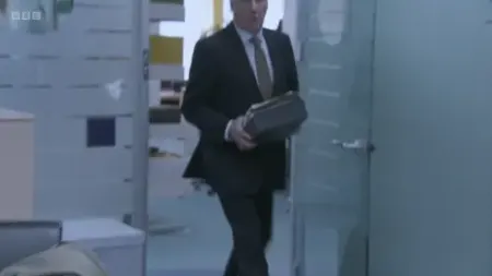 Screenshot: I'm going to put the old tea cauldron on. Anybody fancy a brew?