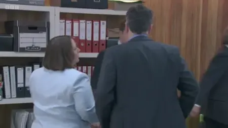 Screenshot: Drinking champagne in the middle of the day during a recession!