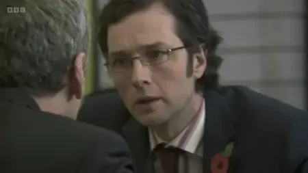 Screenshot: We're like a family in a Cuban slum.